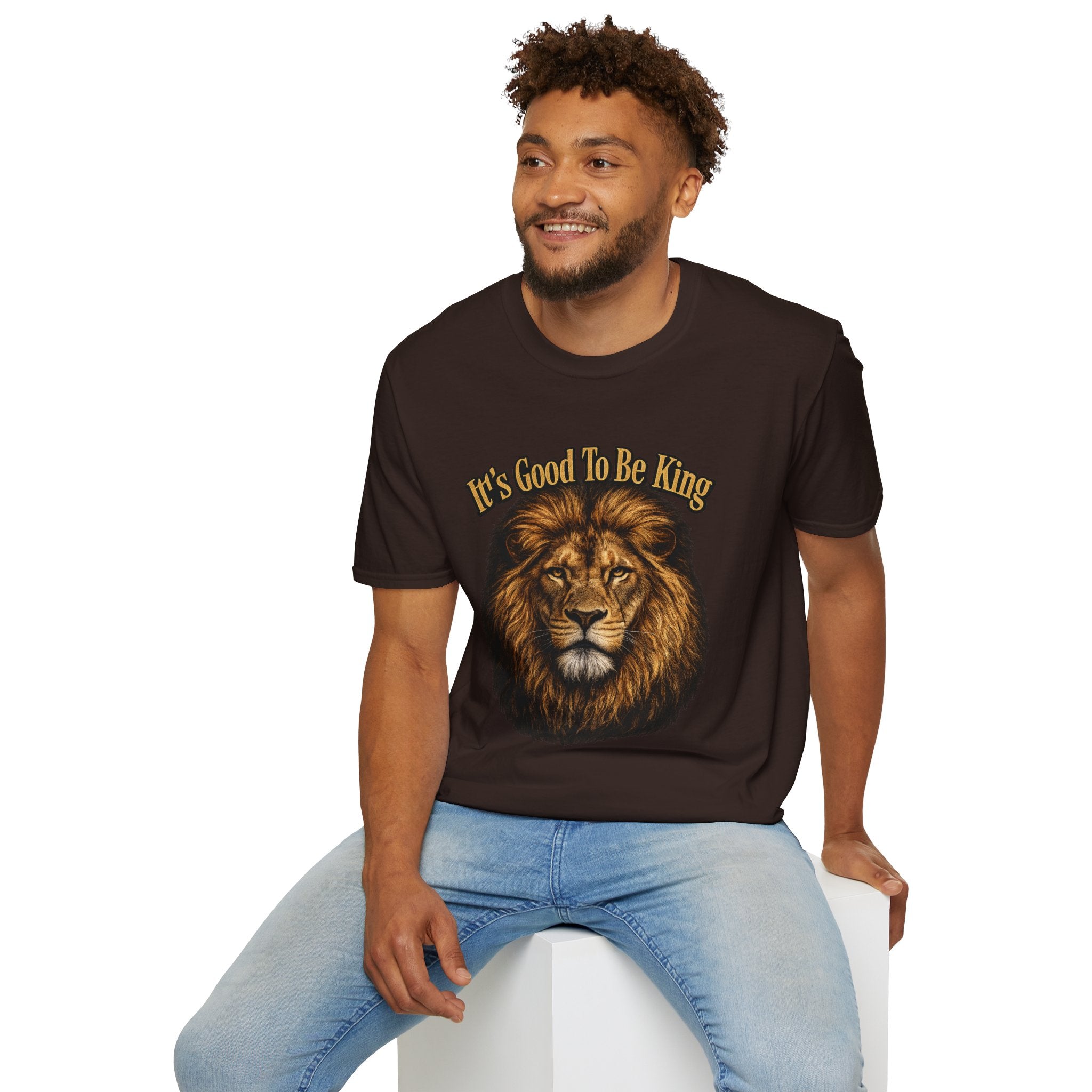 It's Good To Be King Lion Head T-Shirt | Vintage Animal Graphic Tee