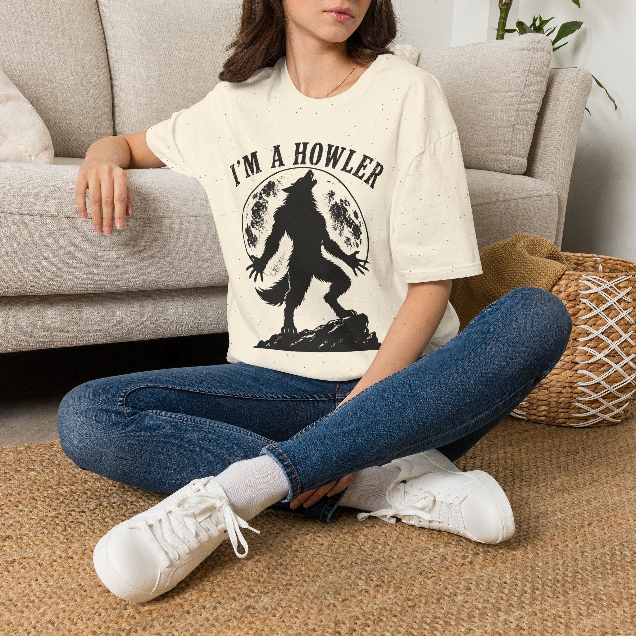 Im a Howler T-Shirt | Werewolf Moon Graphic Tee