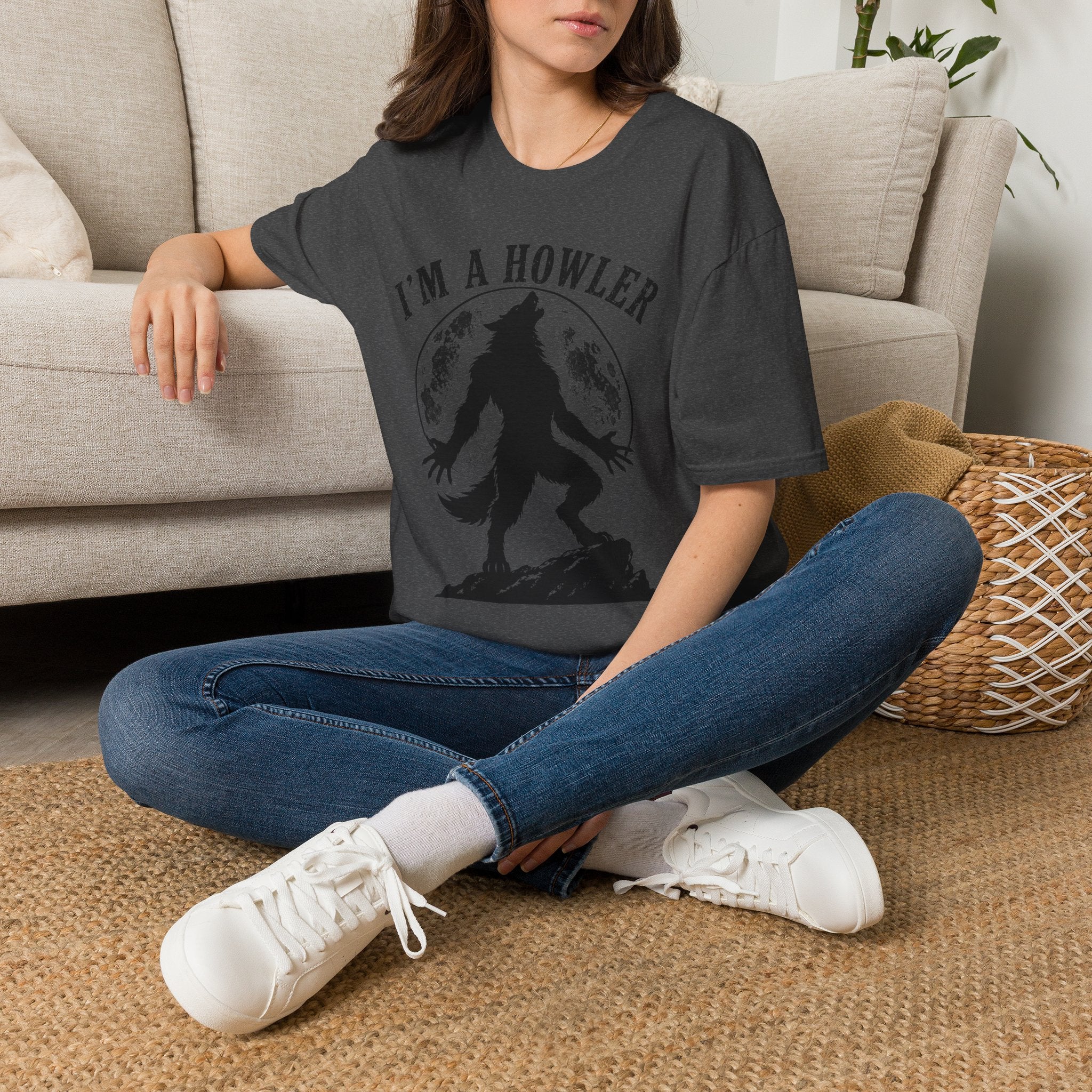 Im a Howler T-Shirt | Werewolf Moon Graphic Tee